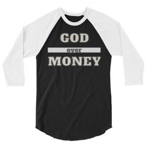 3/4 sleeve raglan shirt